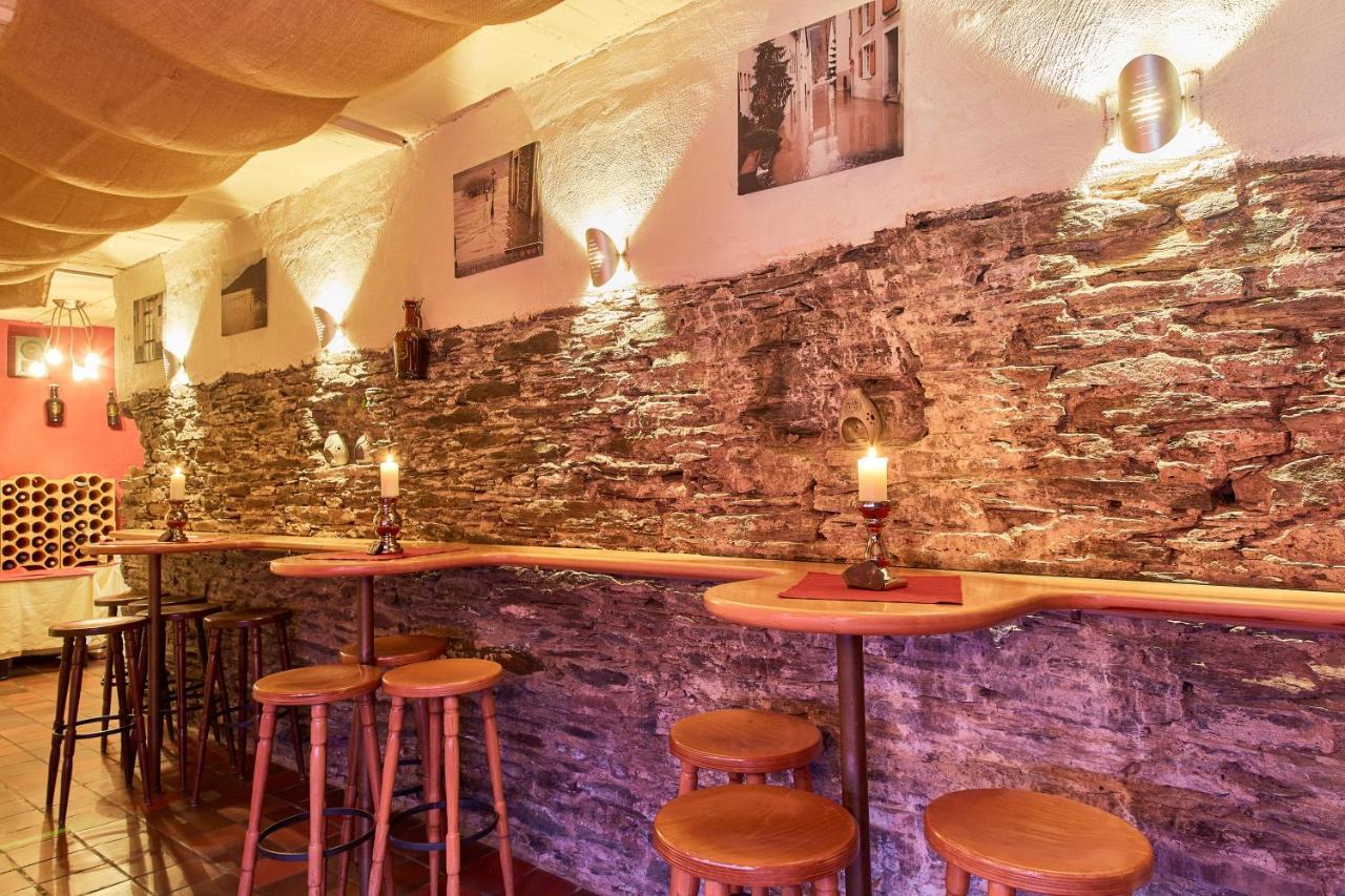 Weinhotel St. Stephanus Zeltingen-Rachtig Bagian luar foto