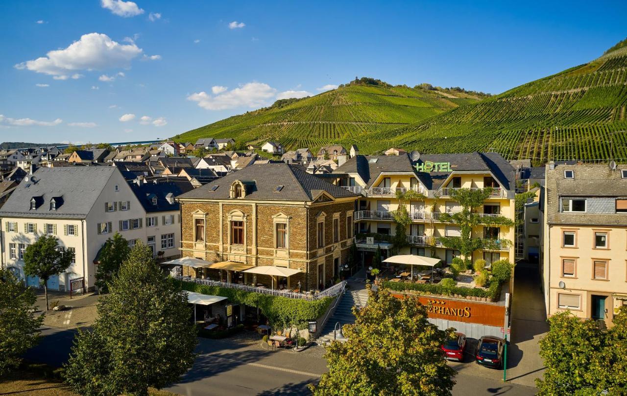 Weinhotel St. Stephanus Zeltingen-Rachtig Bagian luar foto