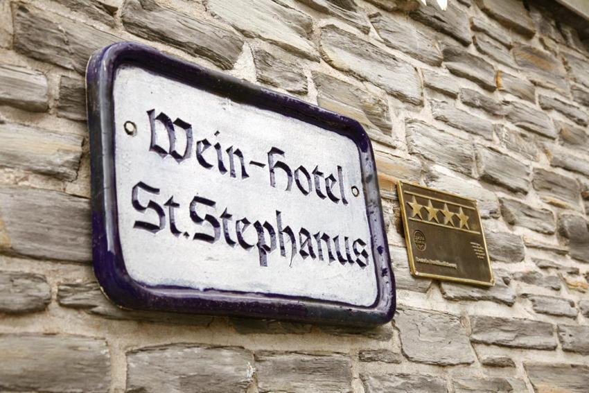 Weinhotel St. Stephanus Zeltingen-Rachtig Bagian luar foto